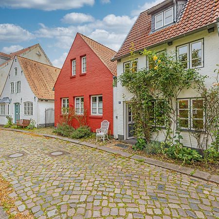 Fewo1846 - Altes Steuermannhaus - Uriges Reihenhaus Mit 2 Schlafzimmern In Der Altstadt フレンスブルク エクステリア 写真